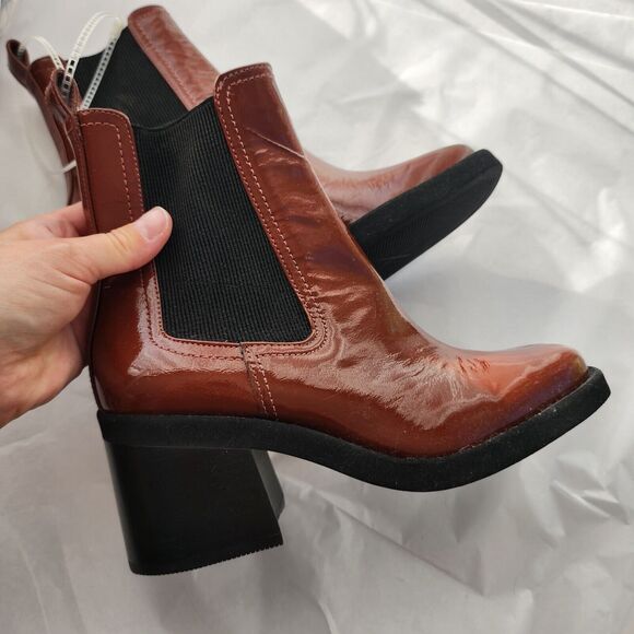 New Gianni Bini Banks Double Gore Square Toe Leather Chelsea Boot Cognac Brown 6 - Picture 7 of 10